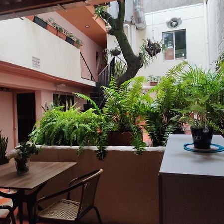 Hostal Casa Primavera メデジン エクステリア 写真